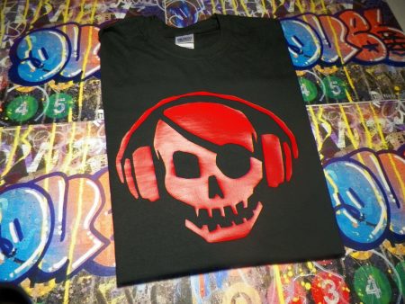 Skull with Headphones TPB the Pirate Bay T-shirt Discount